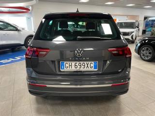 VOLKSWAGEN Tiguan usata, con Servosterzo