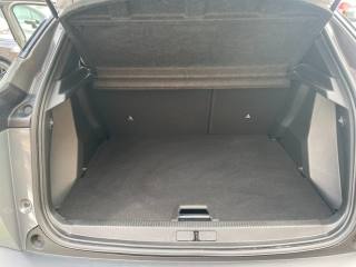PEUGEOT 2008 usata, con Controllo automatico clima