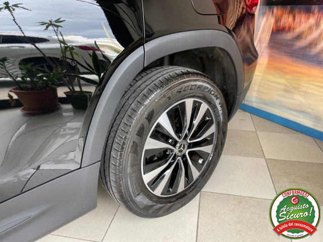 MERCEDES-BENZ GLB 180 usata, con Servosterzo
