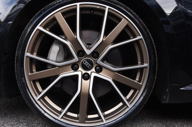 AUDI TT usata, con Autoradio