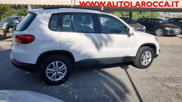 VOLKSWAGEN Tiguan usata, con Autoradio