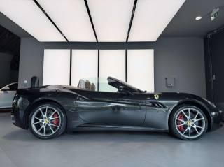 FERRARI California usata, con Alzacristalli elettrici