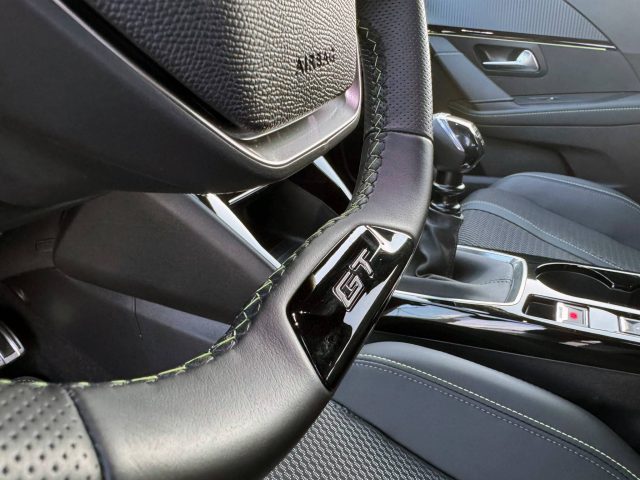 PEUGEOT 208 usata, con Controllo elettronico della corsia