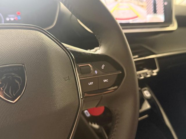 PEUGEOT 2008 usata, con Sensore di pioggia