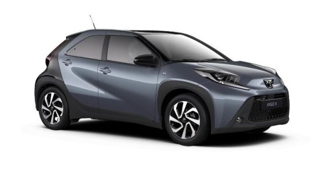 TOYOTA Aygo X usata, con ABS