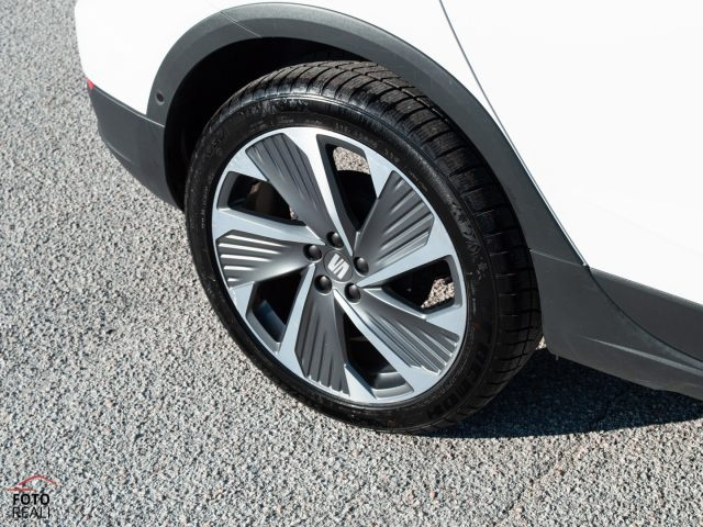 SEAT Arona usata, con USB