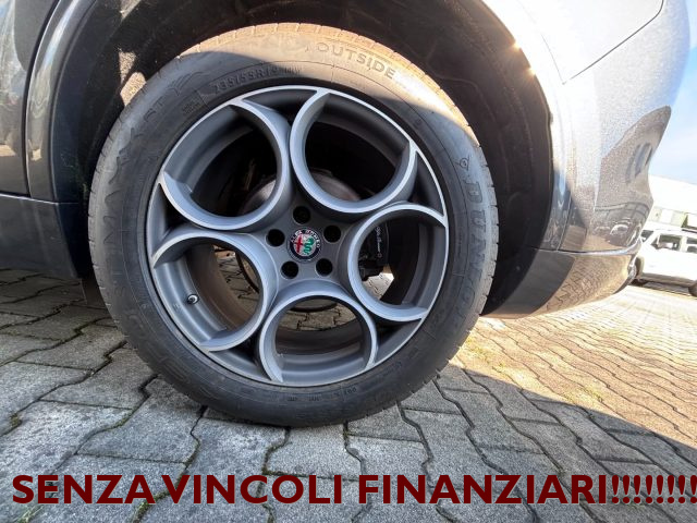 ALFA ROMEO Stelvio usata, con Park Distance Control