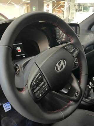 HYUNDAI i10 usata, con Park Distance Control