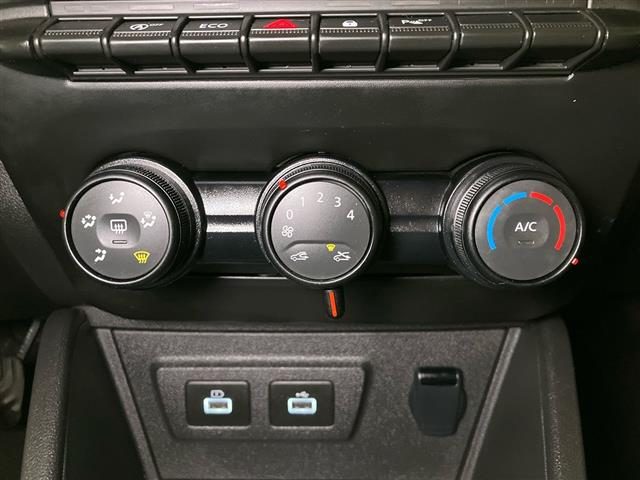 DACIA Duster usata 18