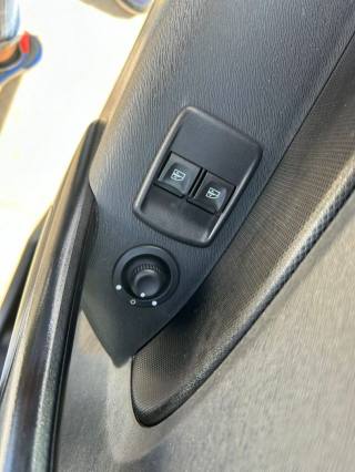 RENAULT Kangoo usata, con Lettore CD
