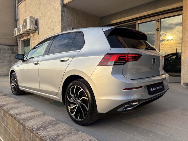 VOLKSWAGEN Golf usata, con Autoradio