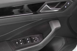 VOLKSWAGEN T-Roc usata, con Controllo elettronico della corsia