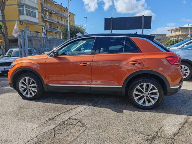 VOLKSWAGEN T-Roc usata, con Autoradio