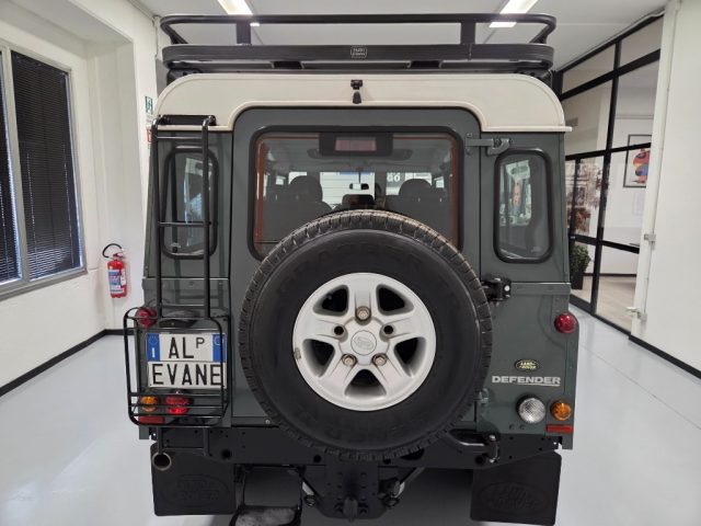 LAND ROVER Defender usata, con Cerchi in lega