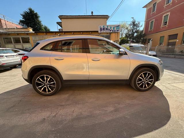 MERCEDES-BENZ GLA 180 usata, con Boardcomputer