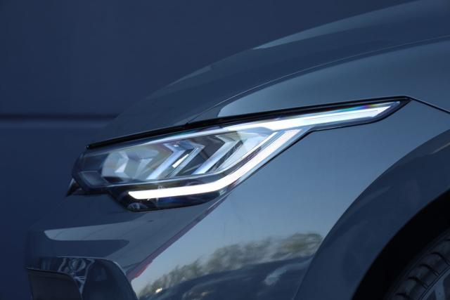VOLKSWAGEN Golf usata, con Climatizzatore automatico, 3 zone