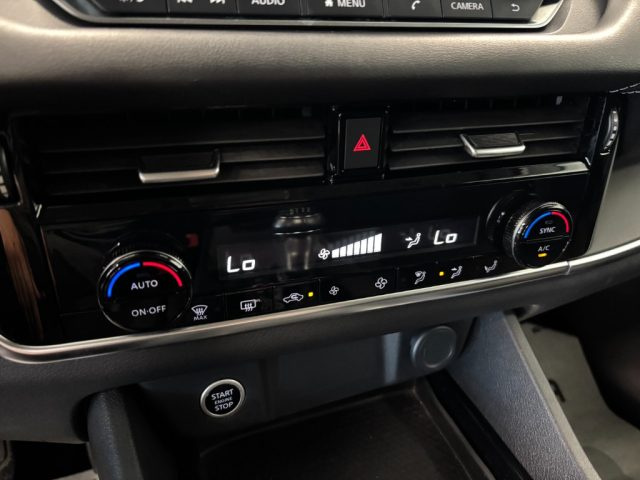 NISSAN Qashqai usata, con Controllo automatico clima