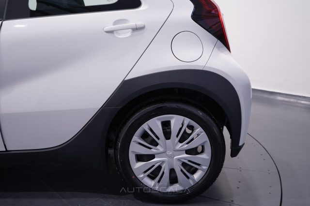 TOYOTA Aygo X usata 27