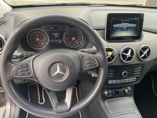 MERCEDES-BENZ B 180 usata, con Boardcomputer