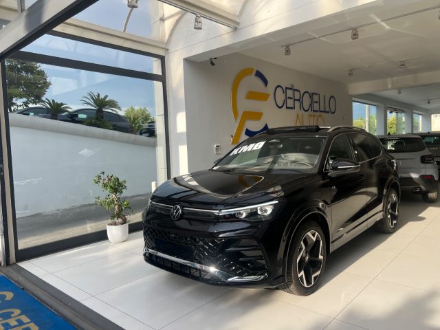 VOLKSWAGEN Tiguan usata, con Autoradio