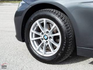 BMW 320 usata, con USB