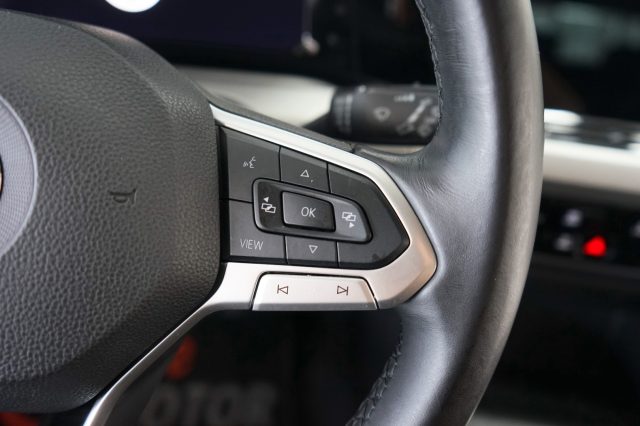 VOLKSWAGEN Golf usata, con Android Auto
