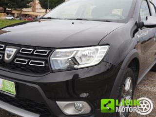 DACIA Sandero usata, con Specchietti laterali elettrici