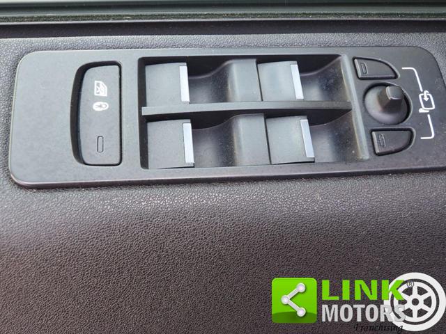 LAND ROVER Discovery Sport usata, con Airbag testa