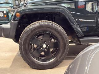 JEEP Wrangler usata, con USB