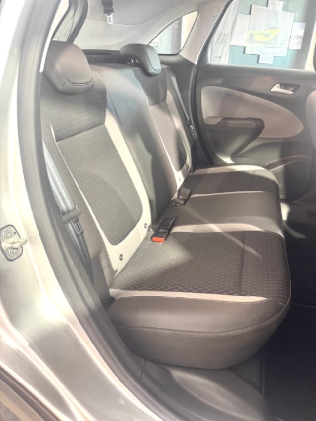 OPEL Crossland X usata, con Sedile posteriore sdoppiato