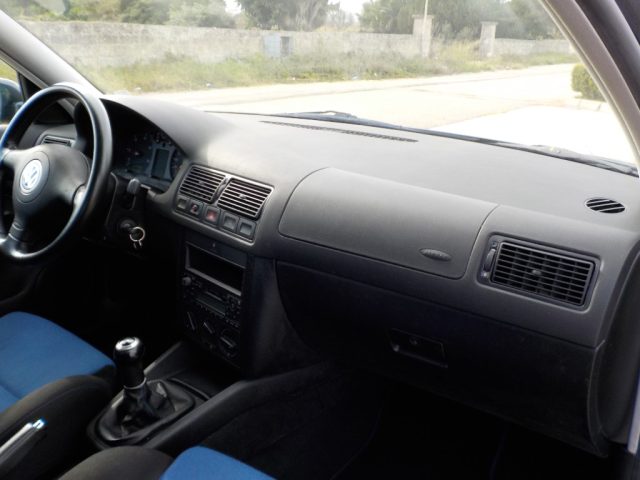 VOLKSWAGEN Golf usata 25