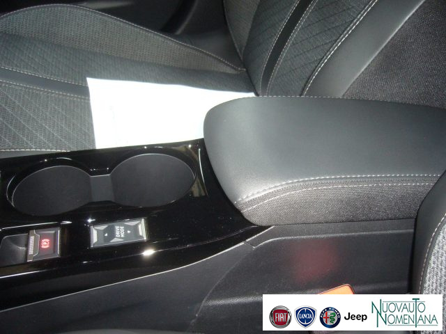 PEUGEOT 2008 usata, con Fari LED