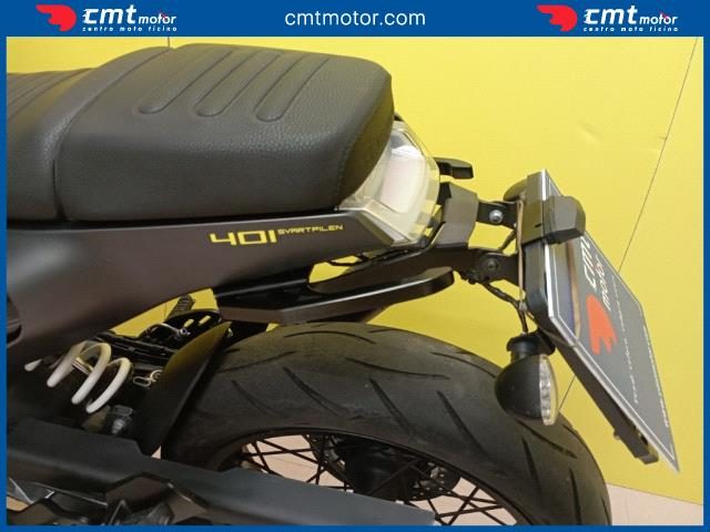 HUSQVARNA Svartpilen 401 usata 9