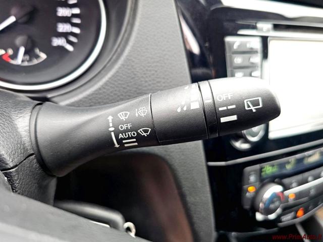 NISSAN Qashqai usata, con Volante in pelle