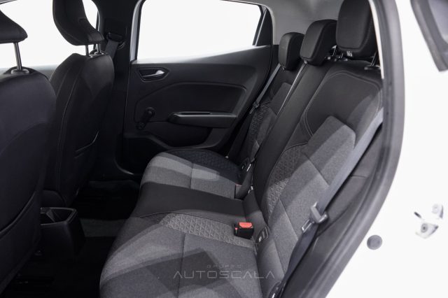 RENAULT Clio usata, con Specchietti laterali elettrici