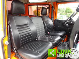 LAND ROVER Defender usata, con Spoiler