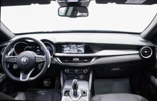 ALFA ROMEO Stelvio usata, con Specchietti laterali elettrici