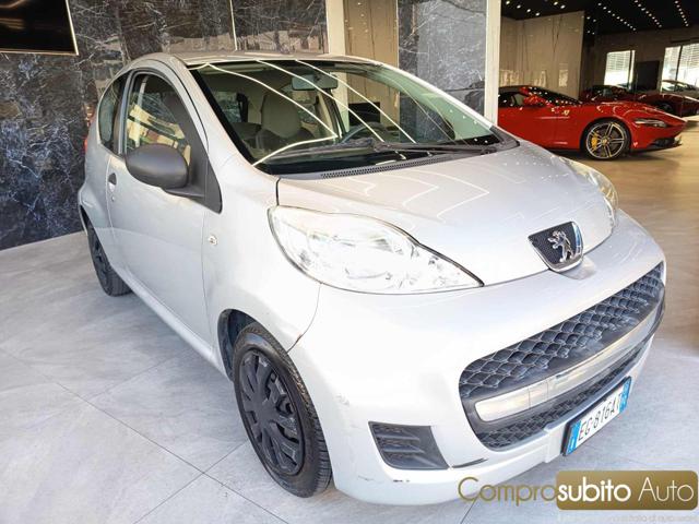 PEUGEOT 107 usata, con Airbag