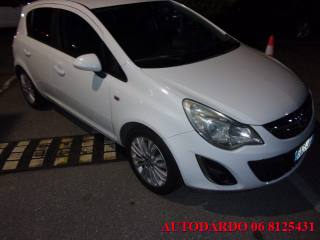 OPEL Corsa usata, con Specchietti laterali elettrici