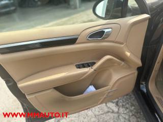 PORSCHE Cayenne usata, con Fendinebbia
