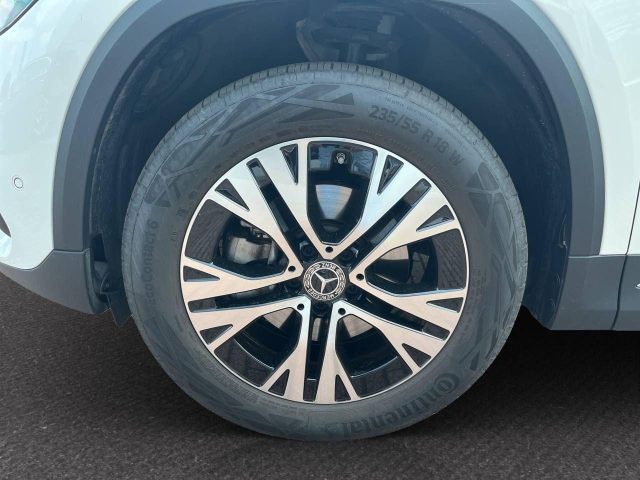 MERCEDES-BENZ GLA 180 usata, con Climatizzatore