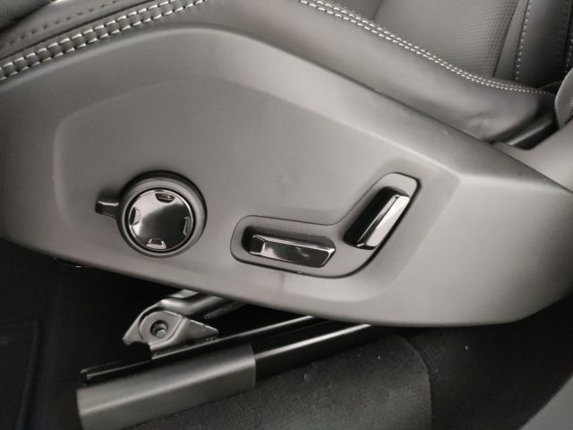 VOLVO XC90 usata, con Volante in pelle