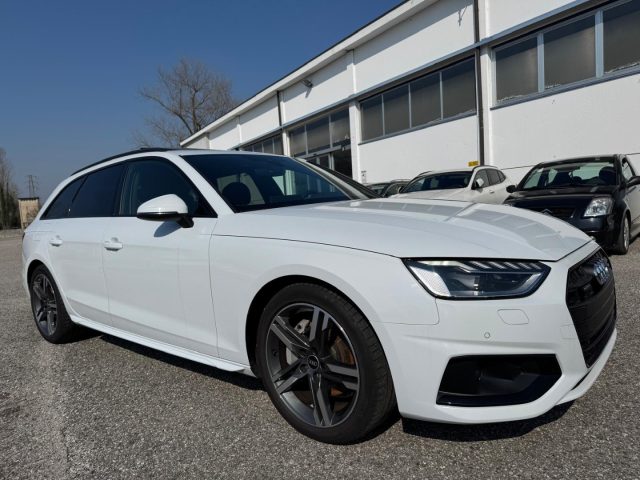 AUDI A4 usata, con Autoradio