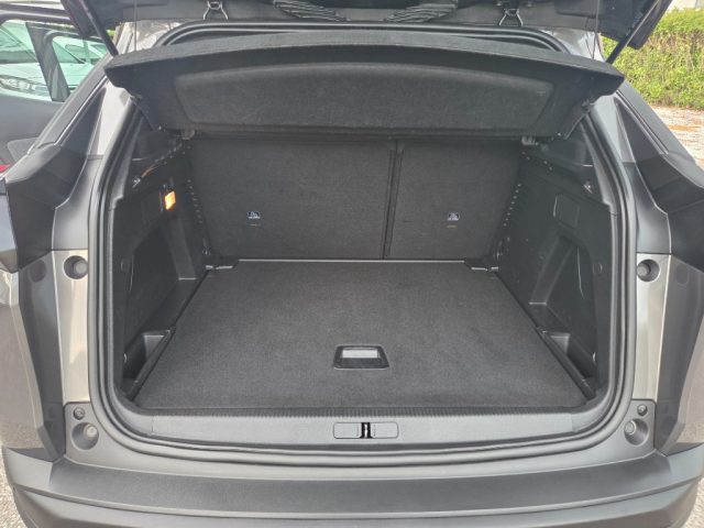 PEUGEOT 3008 usata, con Touch screen