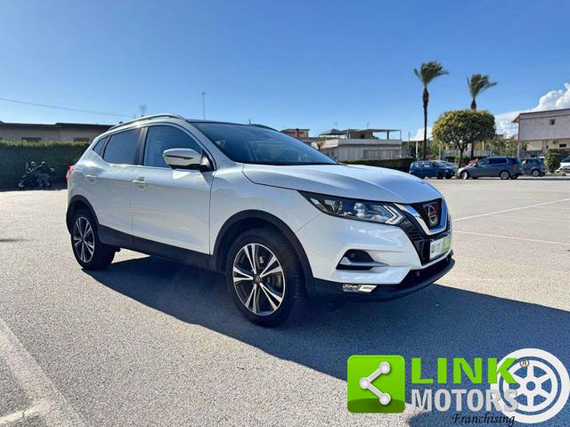 NISSAN Qashqai usata, con Controllo automatico clima