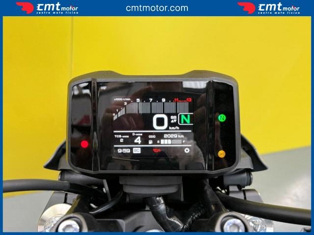 YAMAHA MT-09 usata 7