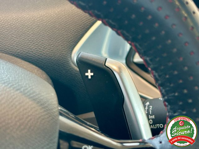 PEUGEOT 308 usata, con Leve al volante