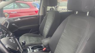 VOLKSWAGEN Touran usata, con Boardcomputer