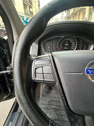 VOLVO XC60 usata, con Bluetooth