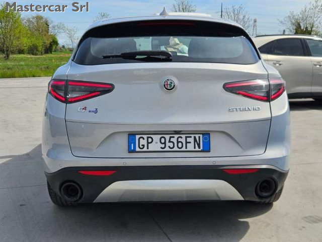 ALFA ROMEO Stelvio usata, con Alzacristalli elettrici